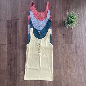 OldNavy Fitted Summer Tank Tops 4pck